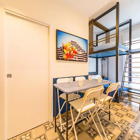 Apartment Station & *