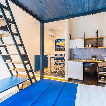 Apartment Station & *